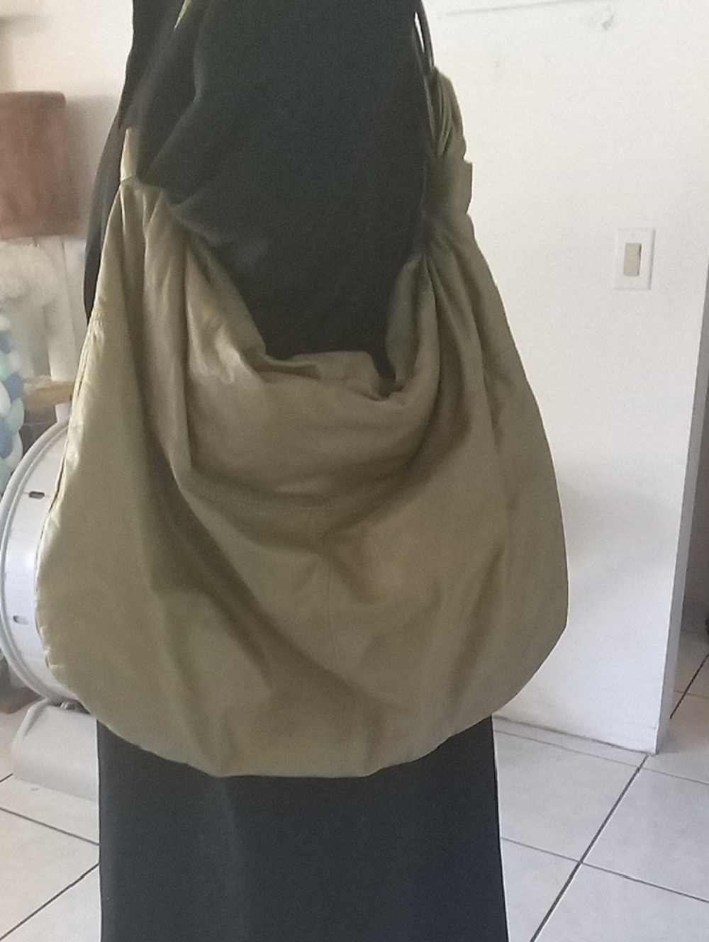 HOBO Sage Leather Hobo Bag
